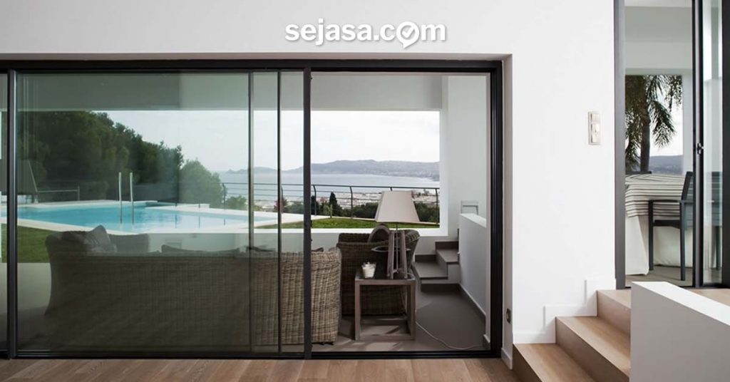 6 Inspirasi Pintu Geser  atau Sliding Doors di Rumah 