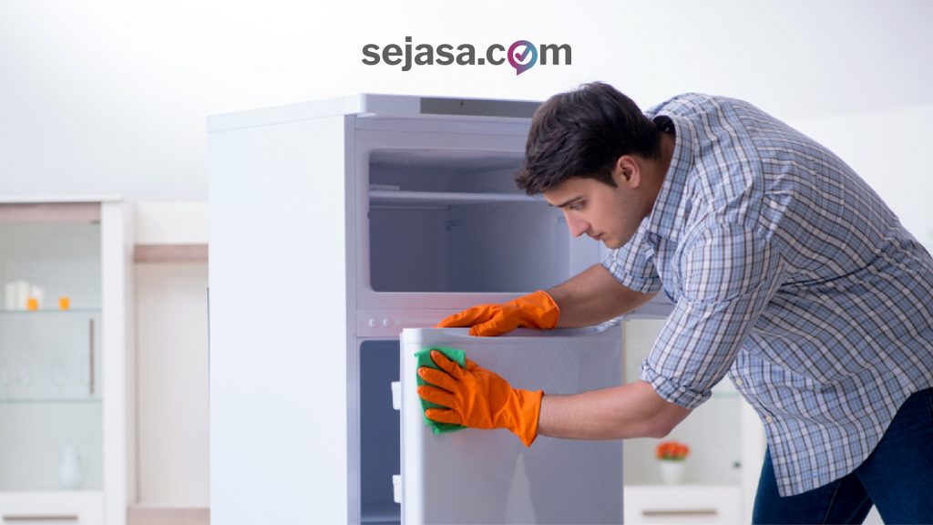 tips membersihkan kulkas