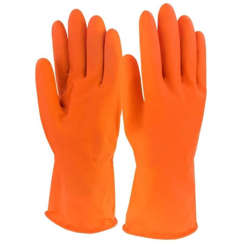 sarung tangan karet berwarna oranye yang dapat digunakan saat membersihkan kamar mandi