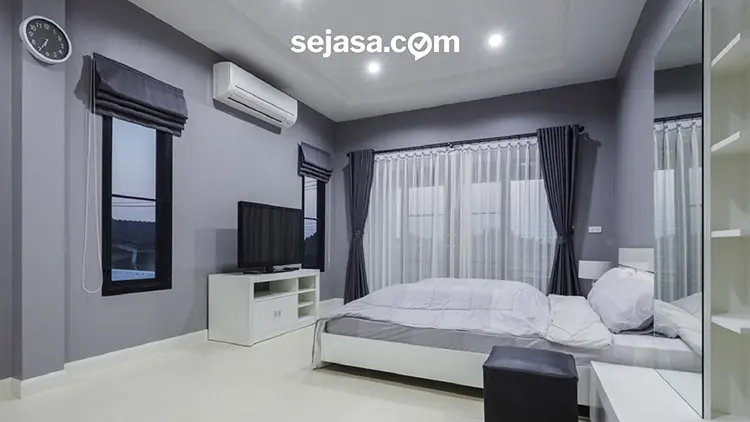 kamar tidur dengan ac di dalamnya